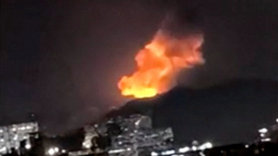 První fotky z Caracasu po sérii leteckých úderů